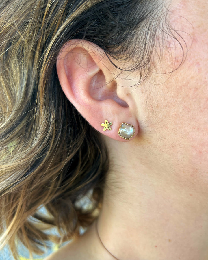Freshwater Pearl Studs