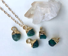 Load image into Gallery viewer, Emerald Drop Necklace // May