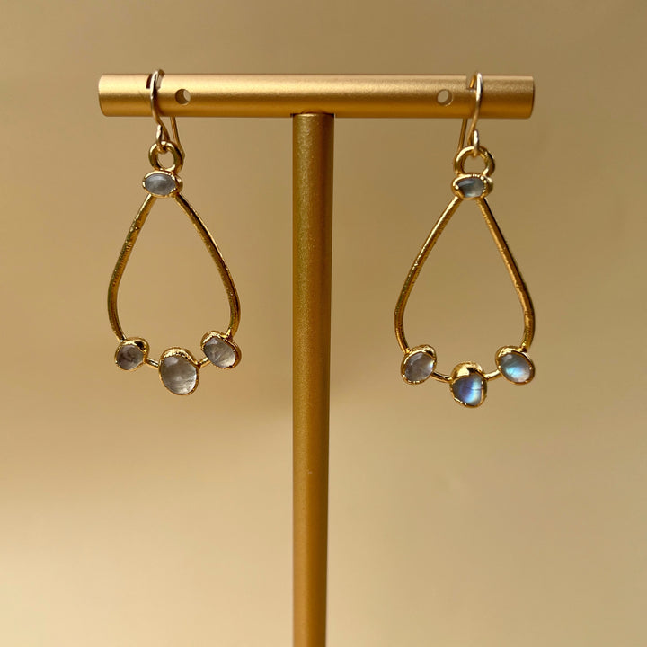 Dewdrop Earrings