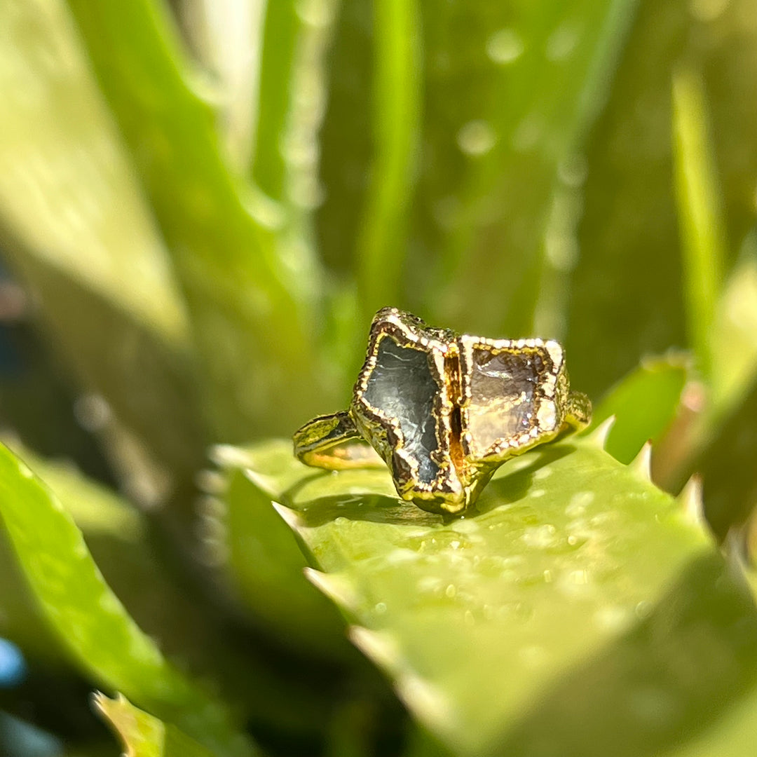 CUSTOM BIRTHSTONE RING
